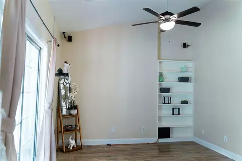 4 Okeefe Ct, Durham, NC 27712 photo 7