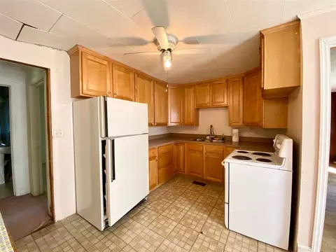 107 1st St, Erwin, NC 28339 photo 7