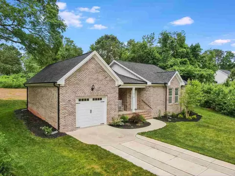 816 Old Crowder Dr, Garner, NC 27529 photo 2
