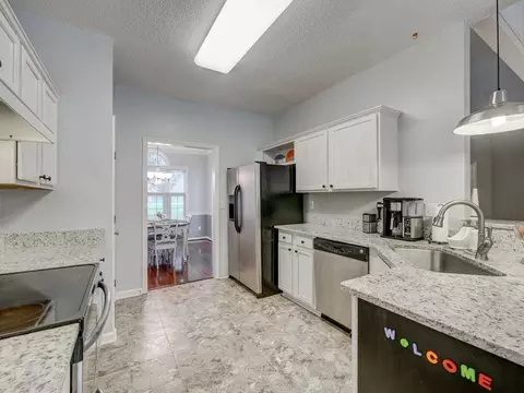 312 Maymont Dr, Durham, NC 27703 photo 5