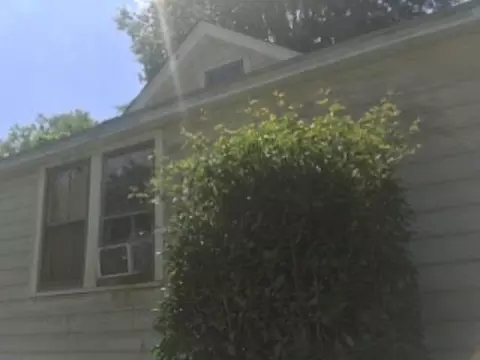 213 Webb St, Roxboro, NC 27573 photo 2