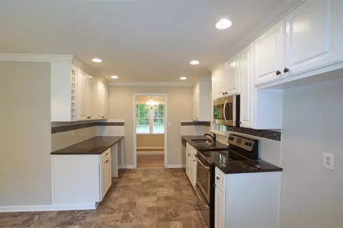 6223 Dello St, Durham, NC 27712 photo 10