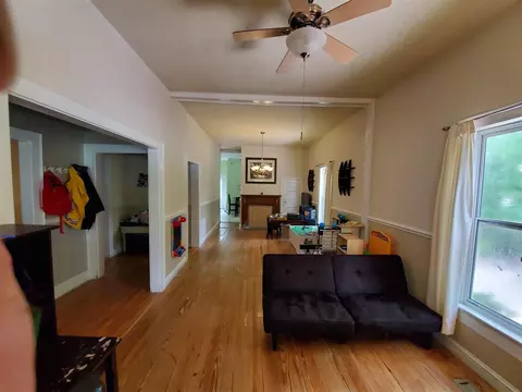 404 E Chatham St, Apex, NC 27502 photo 25