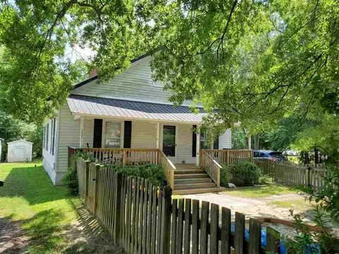 404 E Chatham St, Apex, NC 27502 photo 1