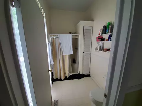 404 E Chatham St, Apex, NC 27502 photo 22