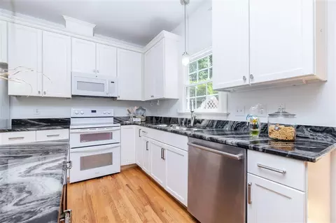 238 Parkgate Dr, Cary, NC 27519 photo 8