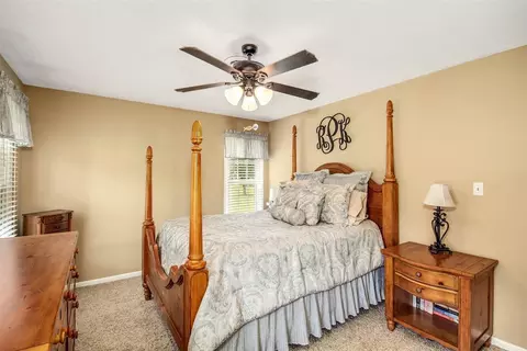 100 Eason Cir, Selma, NC 27576 photo 12