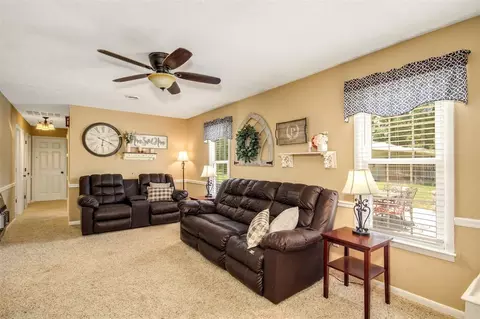100 Eason Cir, Selma, NC 27576 photo 7