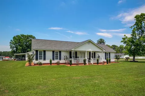 100 Eason Cir, Selma, NC 27576 photo 3