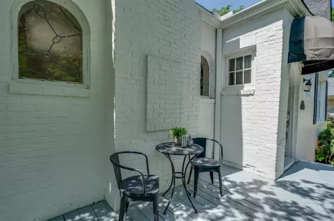 220 E Knox St, Durham, NC 27701 photo 2