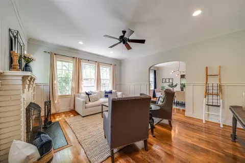 220 E Knox St, Durham, NC 27701 photo 3