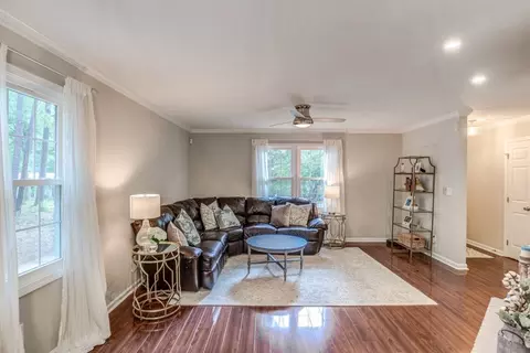 10 Donnybrook Ct, Durham, NC 27713 photo 4