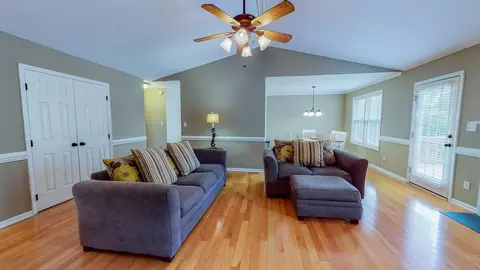 4 Stone Mill Pl, Durham, NC 27712 photo 4