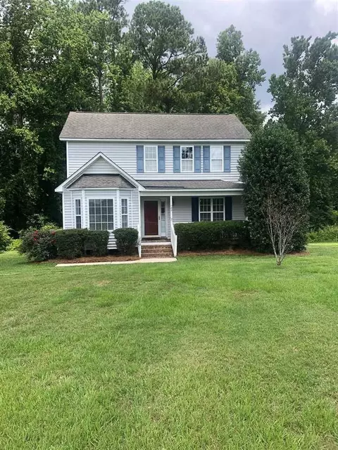 105 Mable Ct, Benson, NC 27504 photo 1