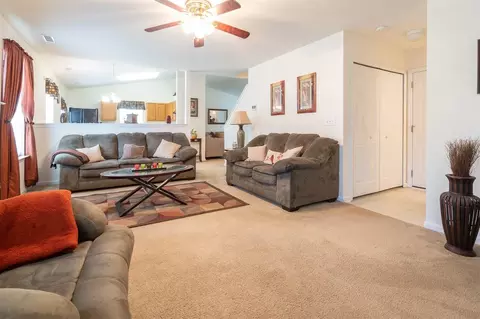 413 Summer Breeze Dr, Durham, NC 27704 photo 5