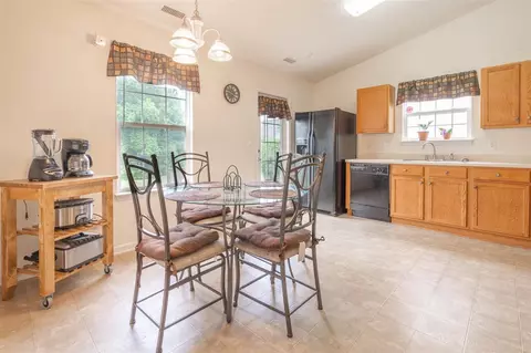 413 Summer Breeze Dr, Durham, NC 27704 photo 7