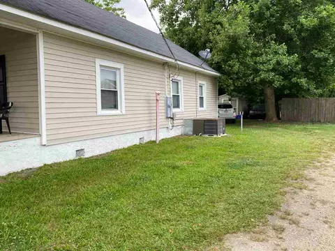 107 Second St E, Princeton, NC 27569 photo 3