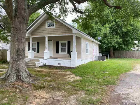 107 Second St E, Princeton, NC 27569 photo 2