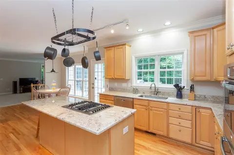 206 Mckinley St, Durham, NC 27705 photo 9