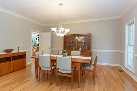 206 Mckinley St, Durham, NC 27705 photo 3