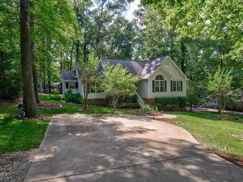 4615 Stillview Dr, Durham, NC 27712 photo 2
