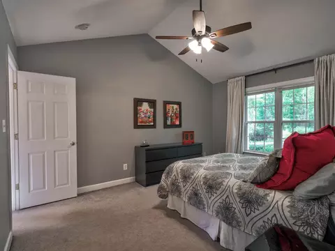 4615 Stillview Dr, Durham, NC 27712 photo 9
