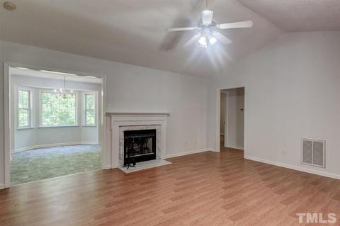1507 Middle Ridge Dr, Willow Springs, NC 27592 photo 4