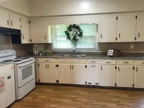 405 S 15th St, Erwin, NC 28339 photo 8