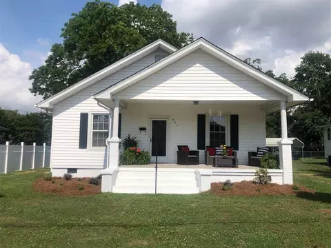 405 S 15th St, Erwin, NC 28339 photo 1