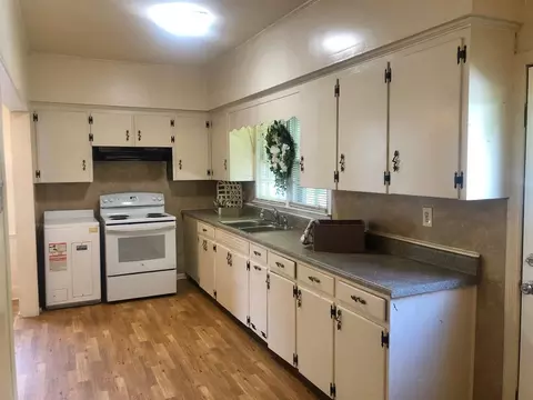 405 S 15th St, Erwin, NC 28339 photo 9