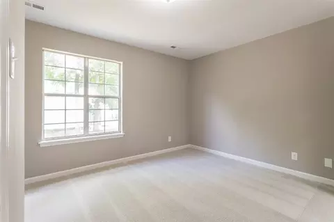 4004 Meriwether Dr, Durham, NC 27704 photo 12