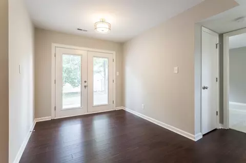 4004 Meriwether Dr, Durham, NC 27704 photo 4