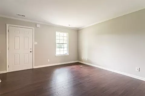 4004 Meriwether Dr, Durham, NC 27704 photo 3