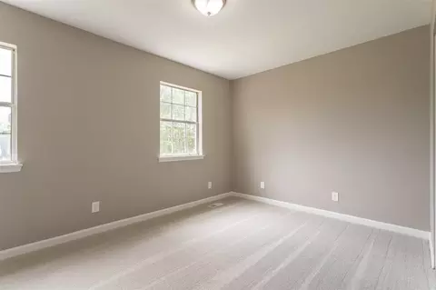 4004 Meriwether Dr, Durham, NC 27704 photo 14