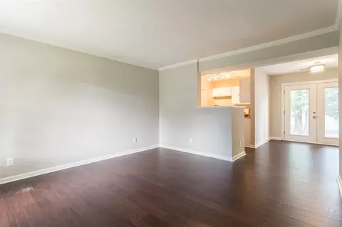 4004 Meriwether Dr, Durham, NC 27704 photo 10