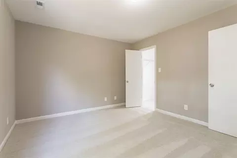 4004 Meriwether Dr, Durham, NC 27704 photo 13