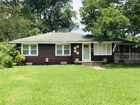 1004 S 2nd St, Smithfield, NC 27577 photo 1