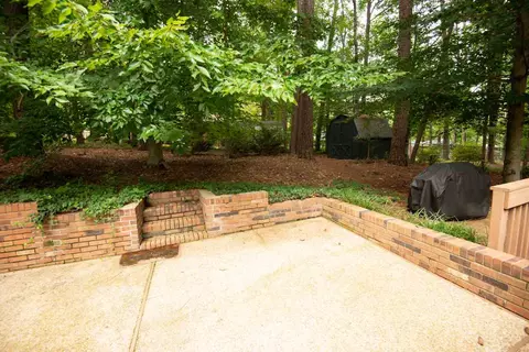 2322 Cardinal Dr, Durham, NC 27707 photo 6
