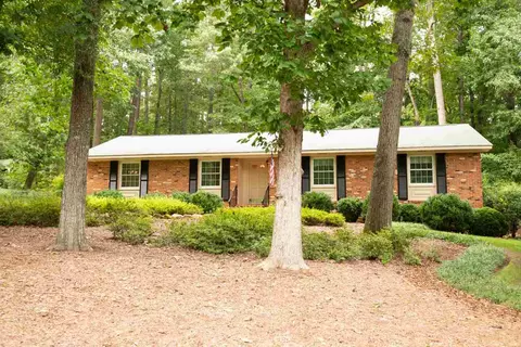 2322 Cardinal Dr, Durham, NC 27707 photo 2
