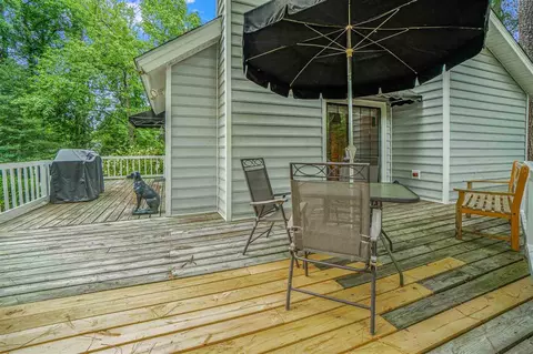 205 Maple Dr, Erwin, NC 28339 photo 7