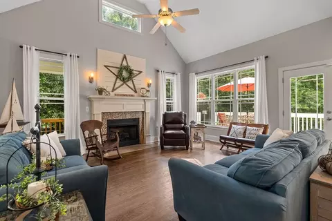 5544 Rolling Field Dr, Garner, NC 27529 photo 8