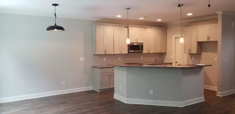 1020 Statler Dr, Durham, NC 27703 photo 4