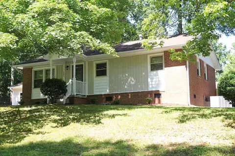 131 Murphy Dr, Cary, NC 27513 photo 3