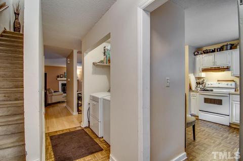 49 Willow Bridge Dr, Durham, NC 27707 photo 2