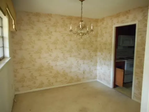 300 Pine St, Smithfield, NC 27577 photo 5