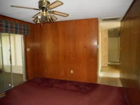 300 Pine St, Smithfield, NC 27577 photo 7