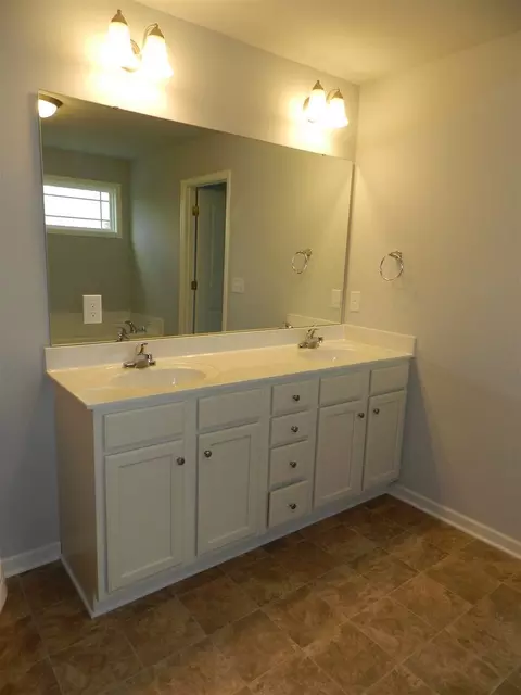 189 Cornfield Ln, Benson, NC 27504 photo 7