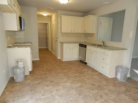 189 Cornfield Ln, Benson, NC 27504 photo 4