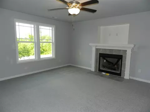 189 Cornfield Ln, Benson, NC 27504 photo 2