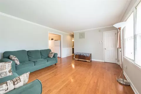 6 Holmes Cir, Durham, NC 27713 photo 5